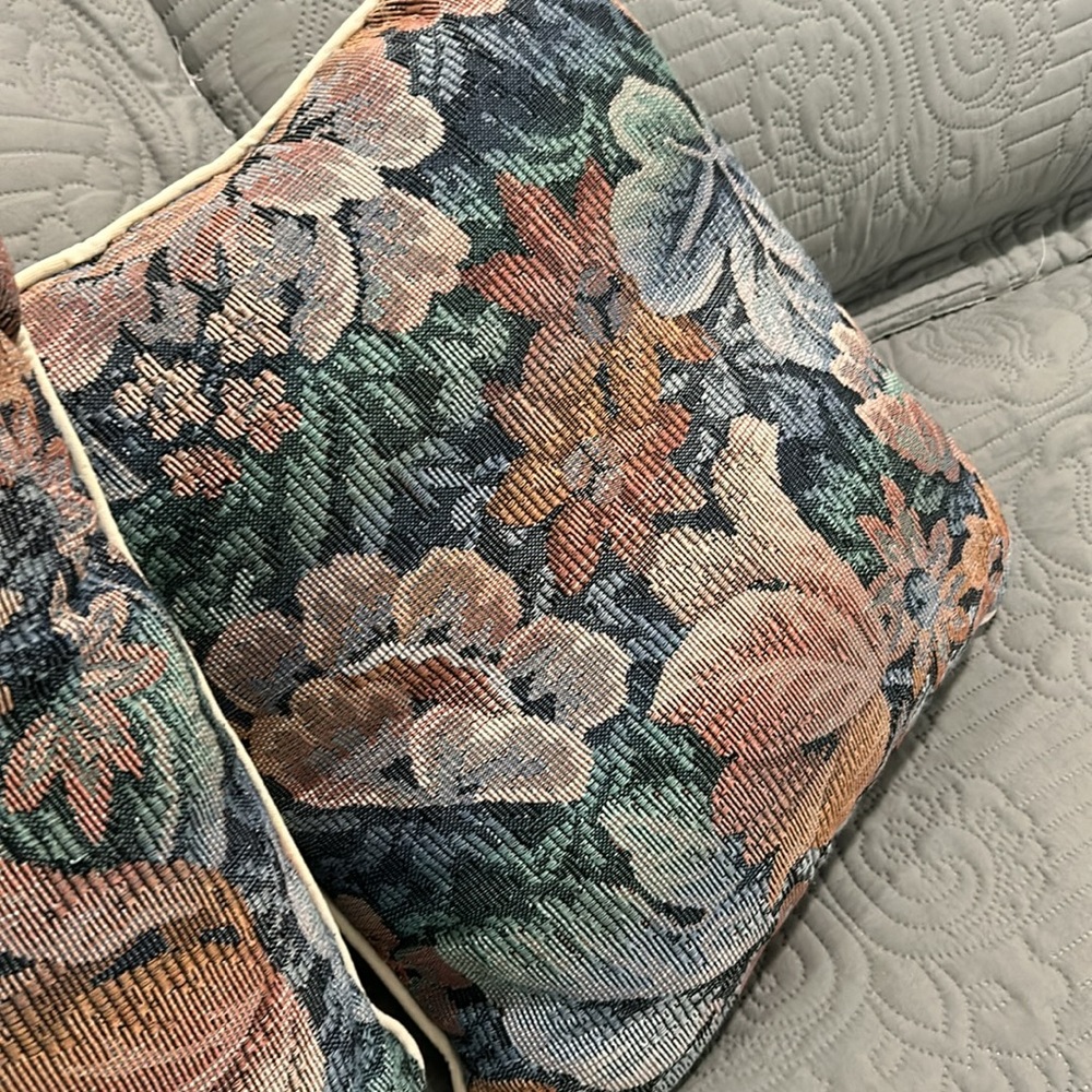 Bundle of 2 flowered pillows. Each is 16” squared - Picture 3 of 7